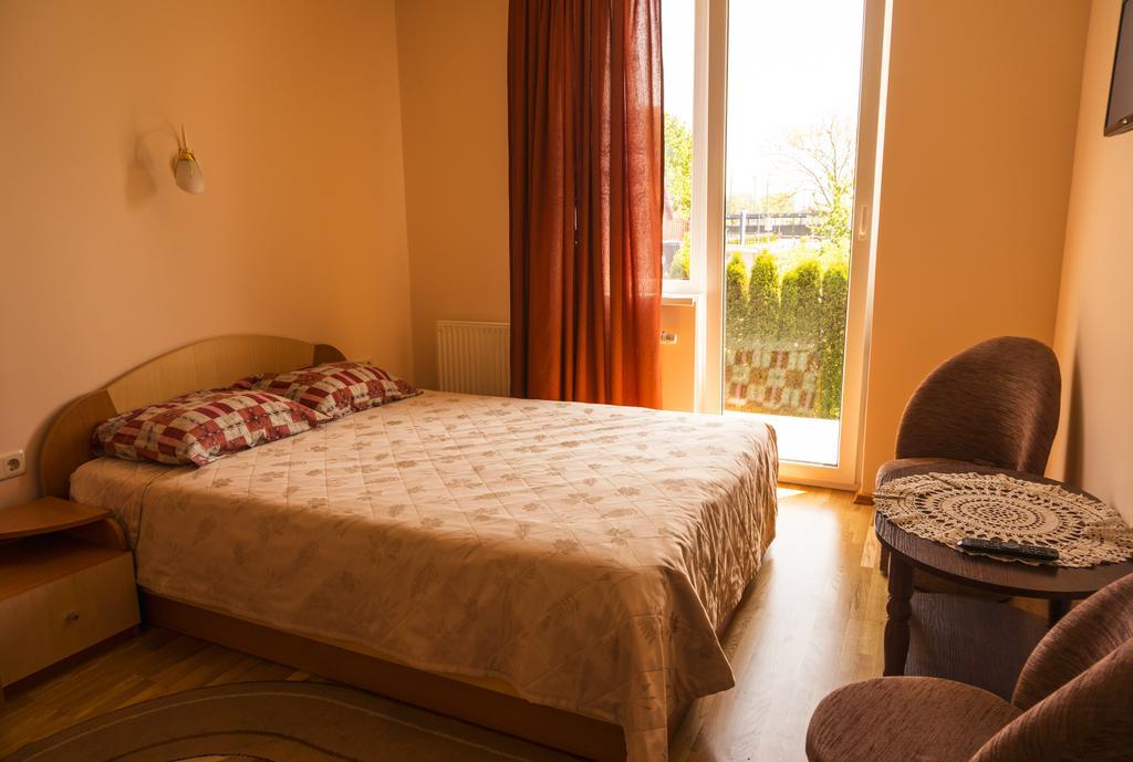 Viktoras Apartments Паланга Екстериор снимка